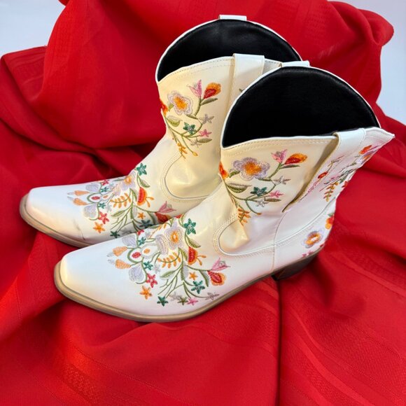 Floral Embroidered Western Cowboy Booties European size 45 - Picture 5 of 12